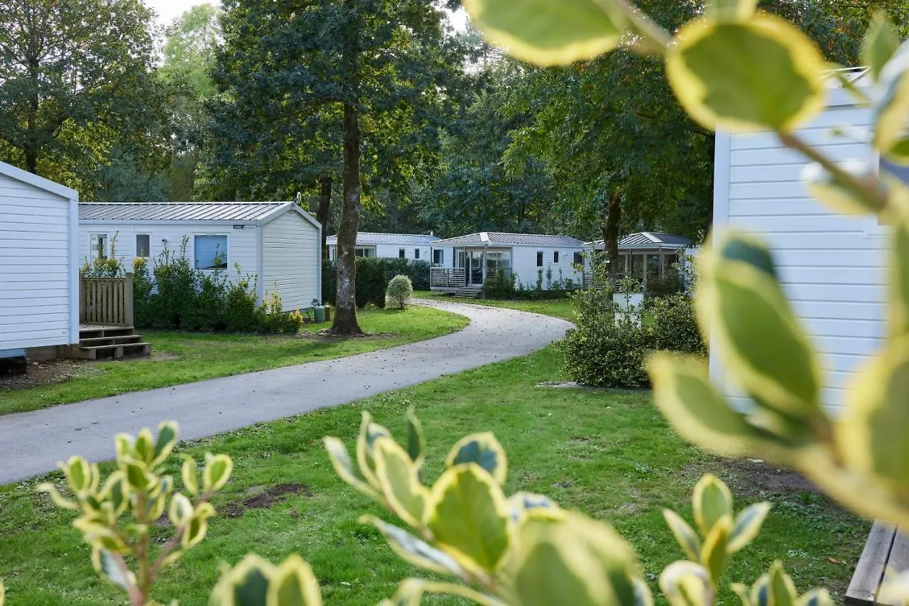 Mobil Home Xxl 4 Chambres - Camping Les Jardins Du Morbihan Monterblanc