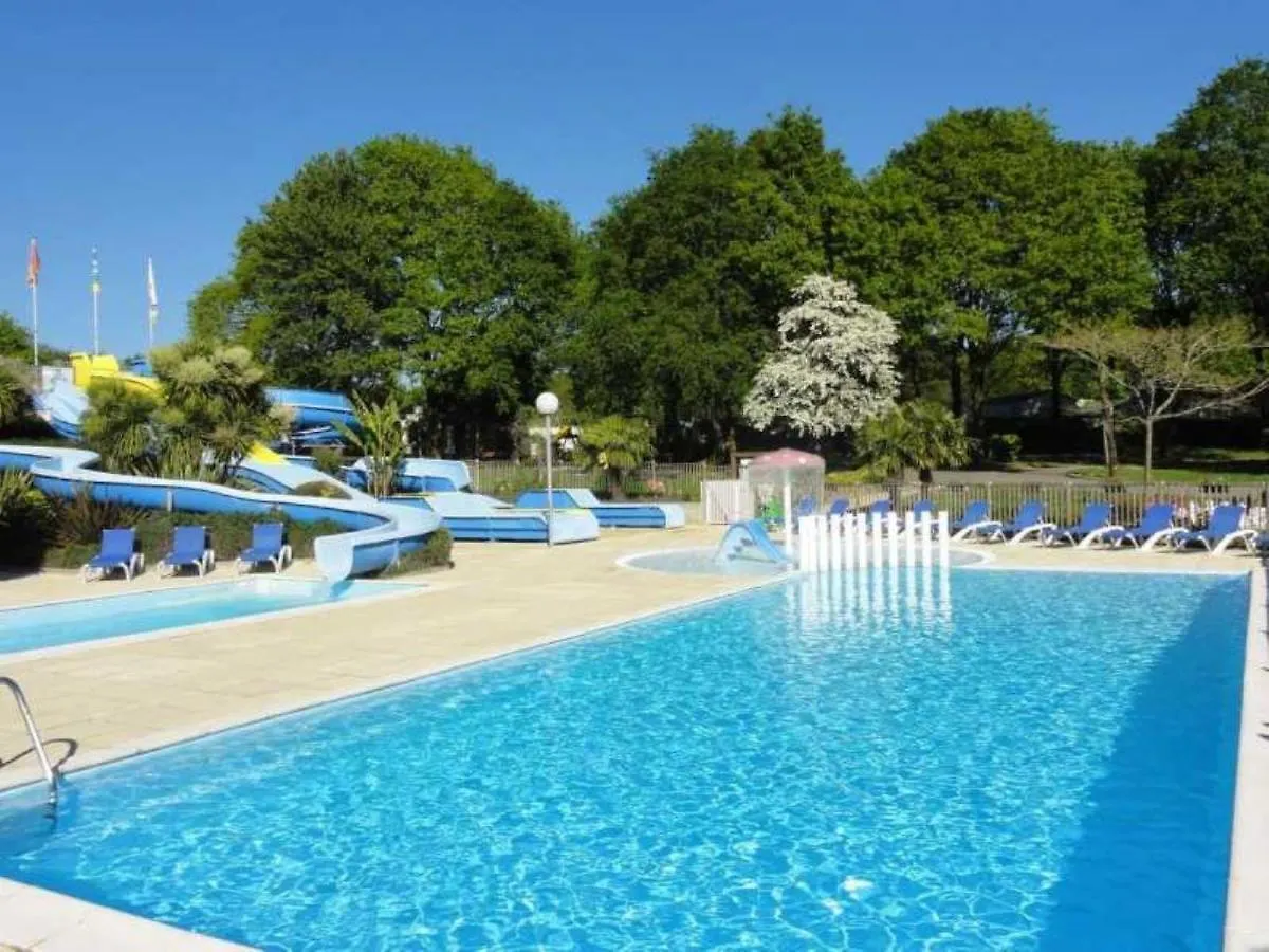 Mobil Home Xxl 4 Chambres - Camping Les Jardins Du Morbihan Monterblanc